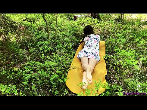 ❤️ Un străin de pe Tinder îmi masturbează păsărica și o fute cu pasiune în pădure ️ at porn ro.hentaidude.ru ❌️❤
