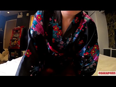 ❤️ Tânără fată de cosplay iubește sexul până la orgasm cu un squirt într-o călușară și o felație. Fată asiatică cu păsărica păroasă și sâni frumoși în costum tradițional japonez în video amator care arată masturbarea cu jucării de sex. Sakura 3 OSAKAPORN. ️ at porn ro.hentaidude.ru ❌️❤